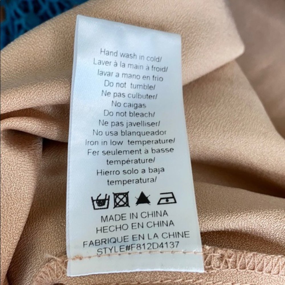 SOLD NWT ADELYN RAE Lily Mixed Lace Dress - Picture 4 of 8